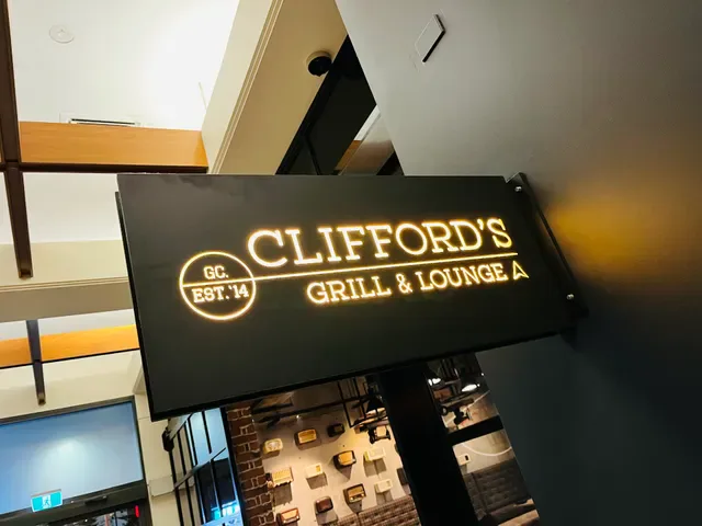 Clifford’s Grill & Lounge