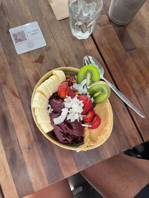 Commune Cafe