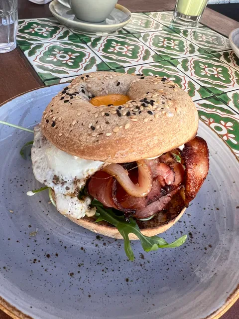 Commune Cafe