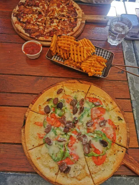Coolangatta Pizzeria