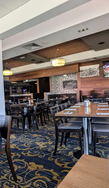 Coomera Tavern