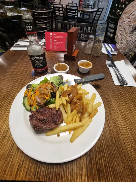 Coomera Tavern
