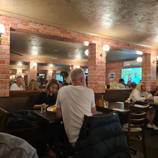 Costa D'oro Italian Restaurant & Pizzeria