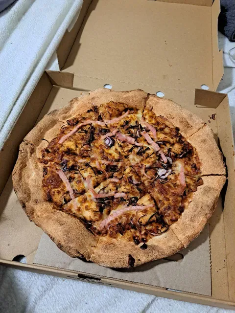 Crust Pizza Southport
