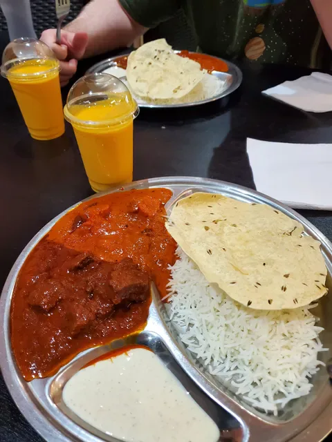 CURRY EXPRESS Biggera Waters