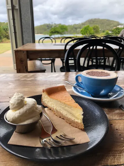 Dune Cafe, Currumbin