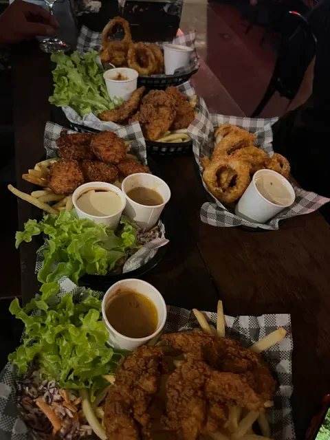 Eddie's Grub House