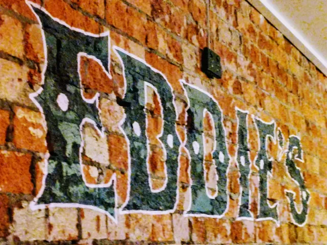 Eddie's Grub House