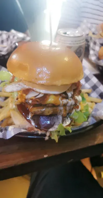 Eddie's Grub House