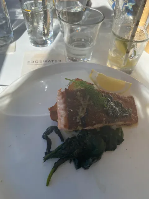 Edgewater Dining and Lounge