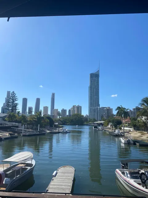 Edgewater Dining and Lounge