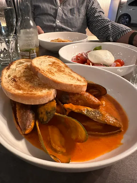 Enzos Cucina Coomera