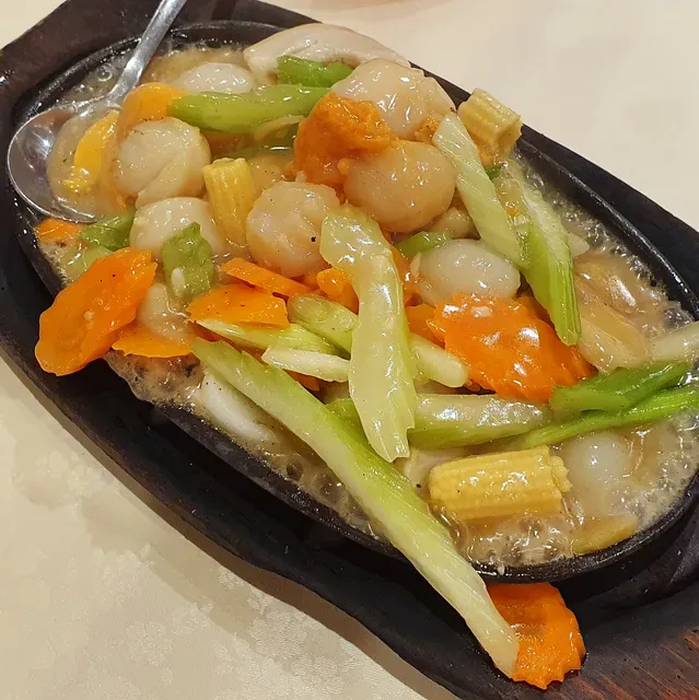 Feng Shui Chinese Restaurant