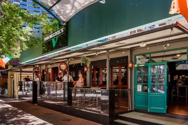 Finn McCool's Surfers Paradise