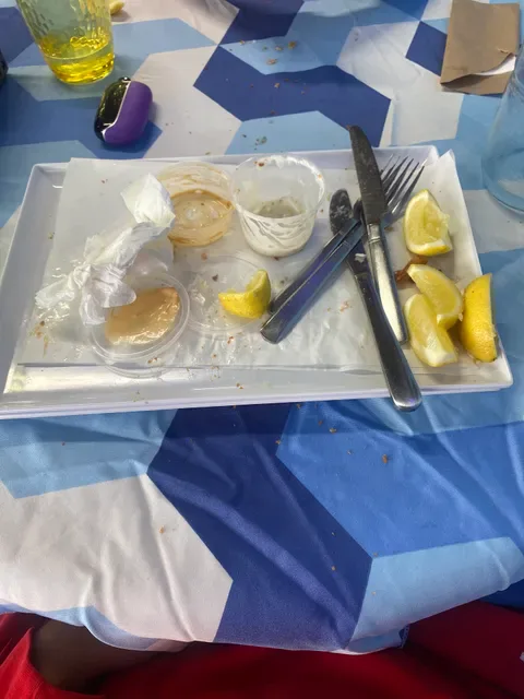 Fishbowl Takeaway