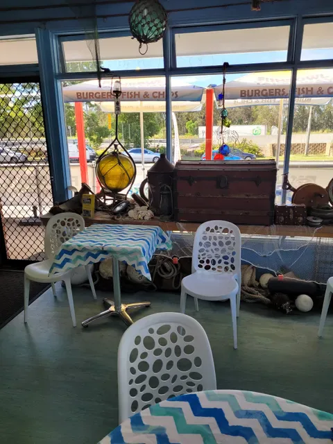 Fishbowl Takeaway