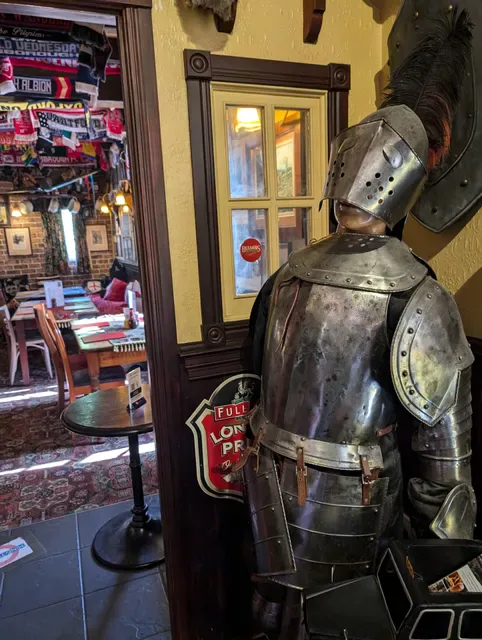 Fox & Hounds
