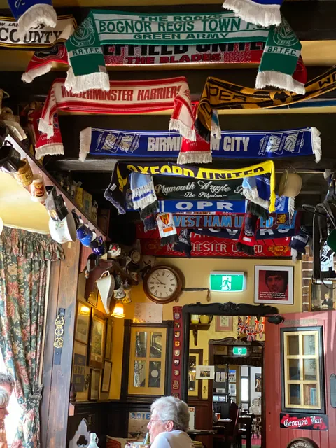 Fox & Hounds