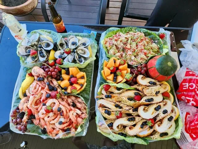 Fresh Coral Seafoods