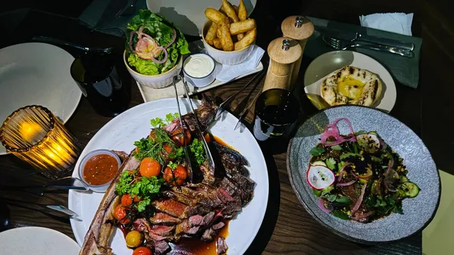 Garden Kitchen & Bar