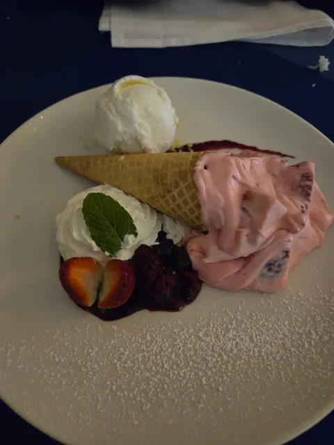 George's Paragon Coolangatta