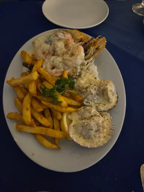 George's Paragon Coolangatta