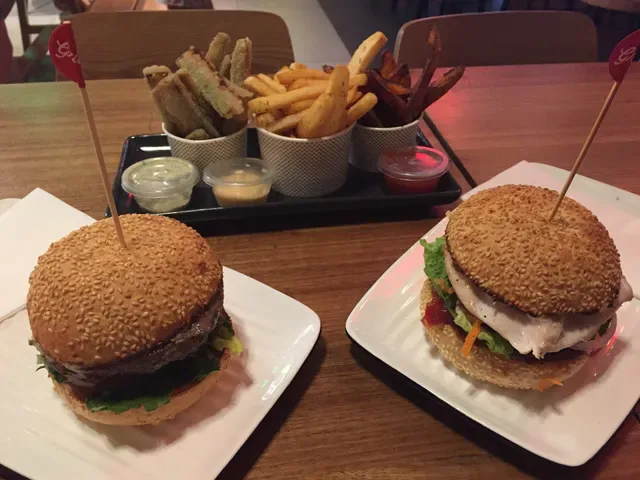 Grill'd Burgers - Pacific Fair
