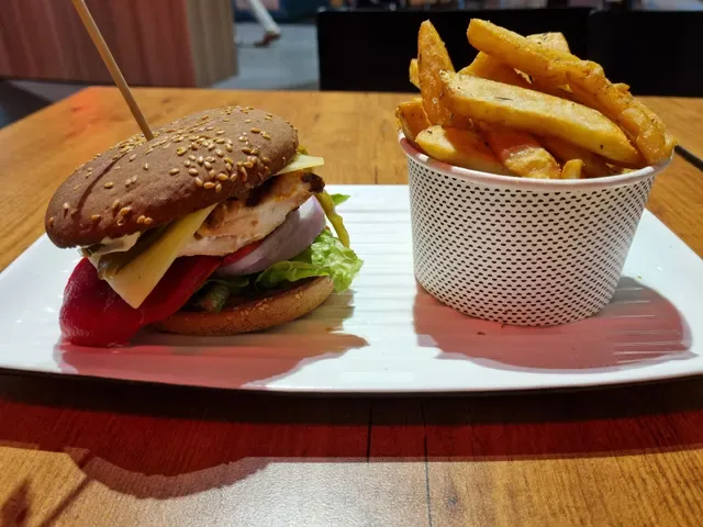 Grill'd Burgers - Pacific Fair