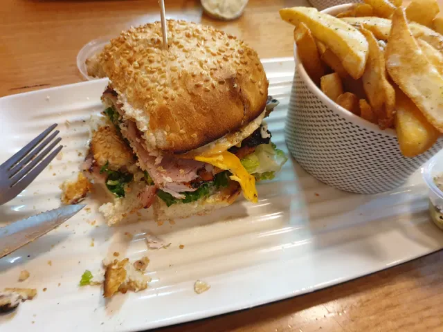 Grill'd Burgers - Surfers Paradise