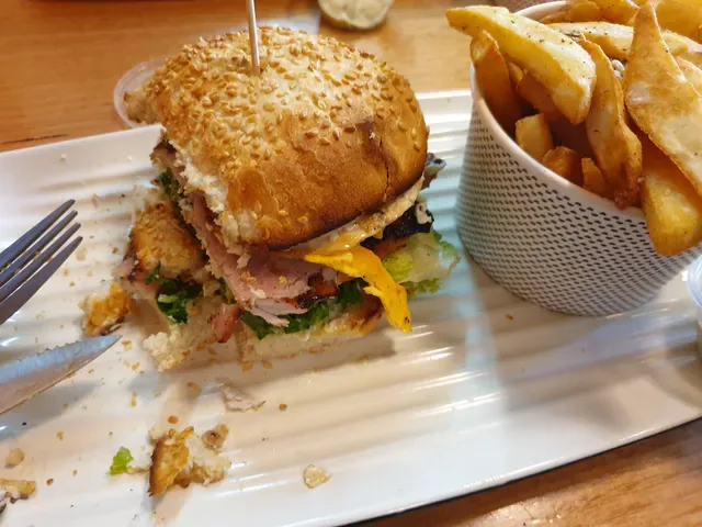 Grill'd Burgers - Surfers Paradise