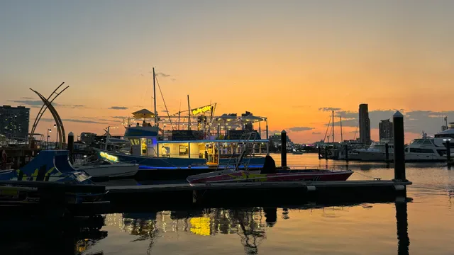 Holy Ship Restaurant & Bar