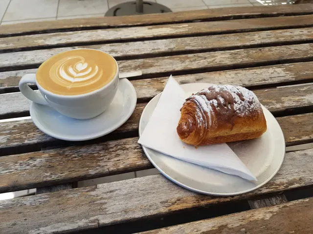 Home Cafe Currumbin