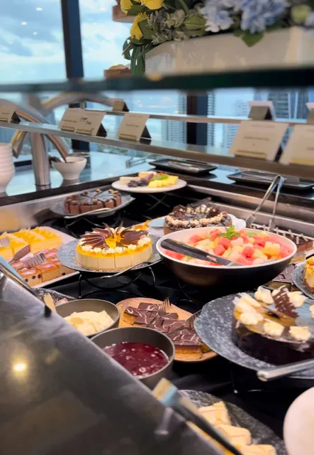 Horizon Sky Dining