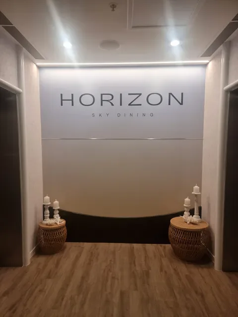 Horizon Sky Dining