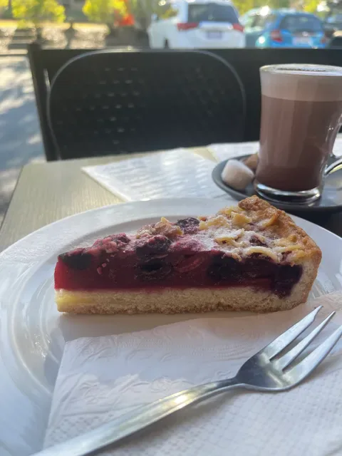 Kaffe House