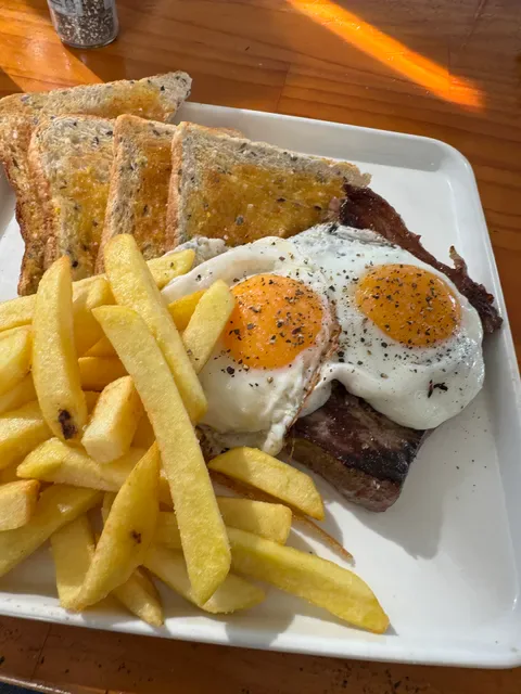 Kleins Coffee Bar & Grill