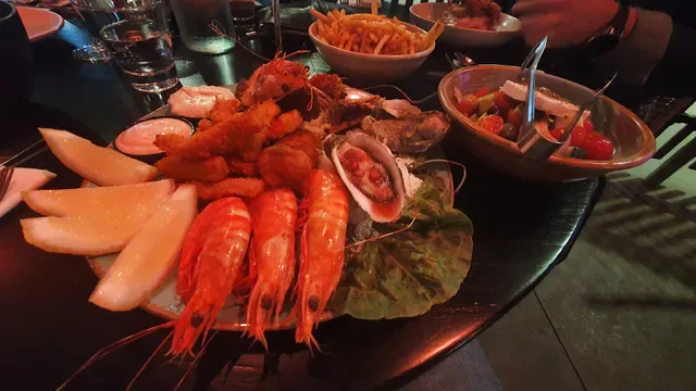 Koi Broadbeach