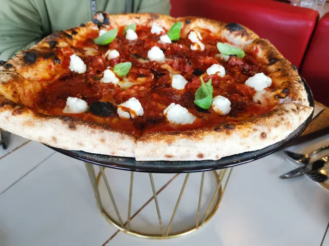 La Calabrese Italian Restaurant Lunch and Dinner