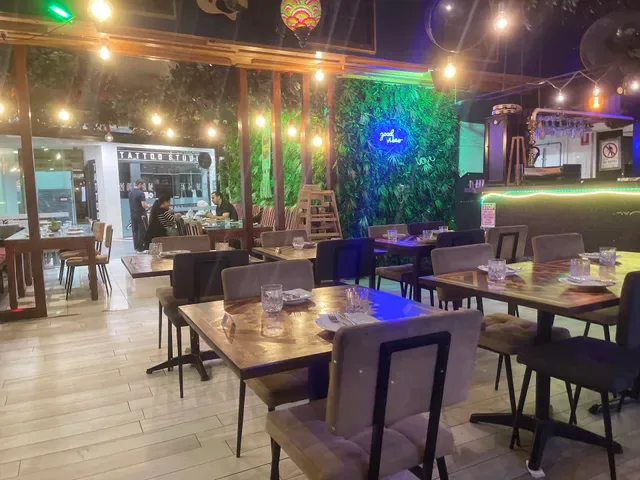 La Jordania Restaurant And Shisha Lounge