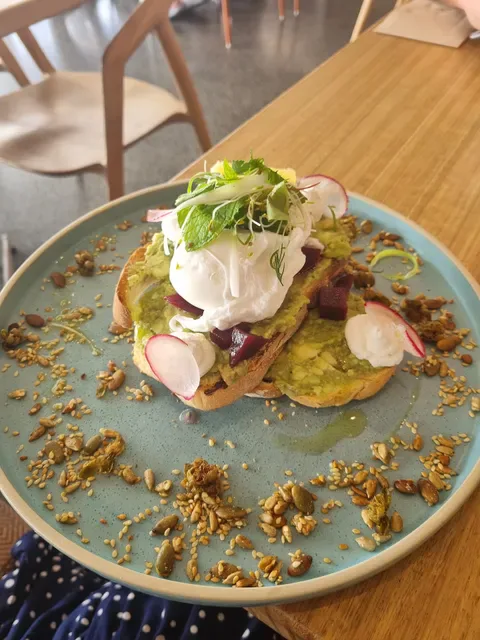 La Playa Beach and Eats
