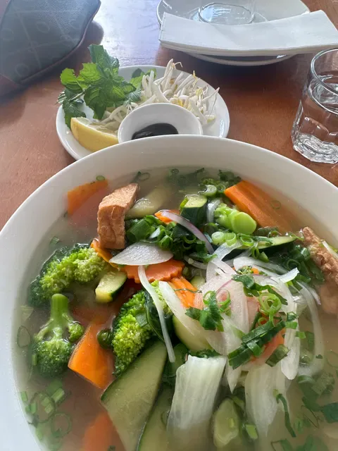 Lam Kitchen Bar