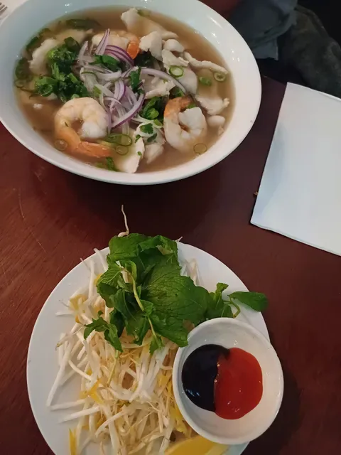 Lam Kitchen Bar