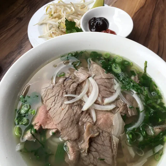 Lam Kitchen Bar