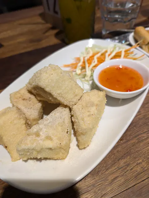Lam Kitchen Bar
