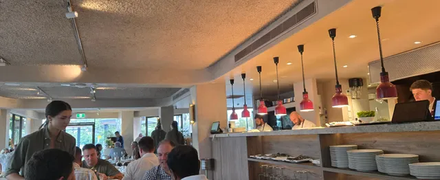 Lars Bar & Grill