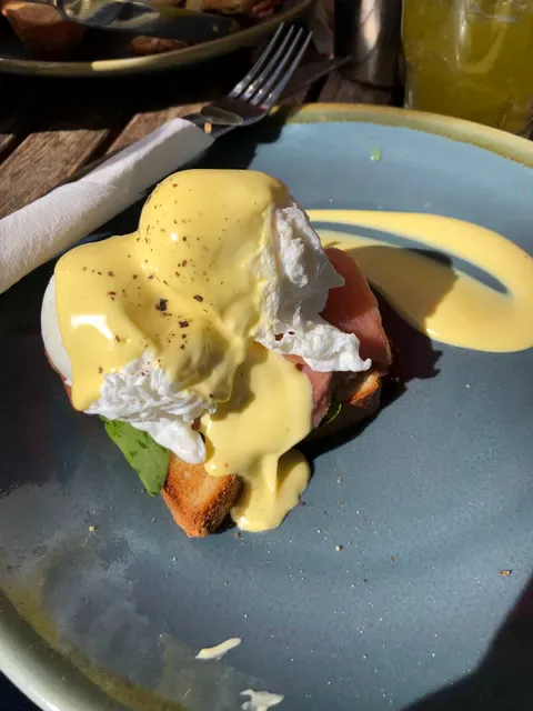 Le Jardin Cafe Restaurant