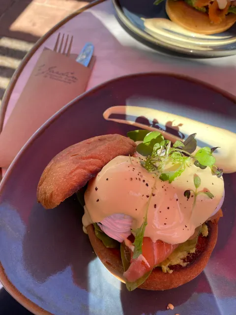 Le Jardin Cafe Restaurant
