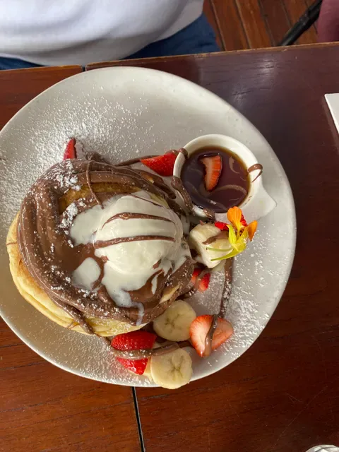 Le Vintage Cafe
