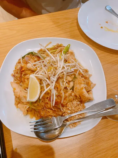 Luv2eat Thai