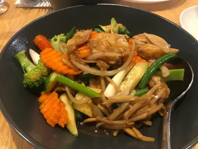 Luv2eat Thai